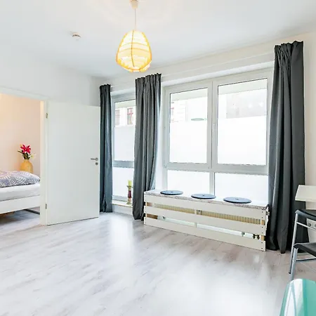 Moderne Eg-wohnung In Sudenburg Mit Parkplatz, Anbindung Magdeburg