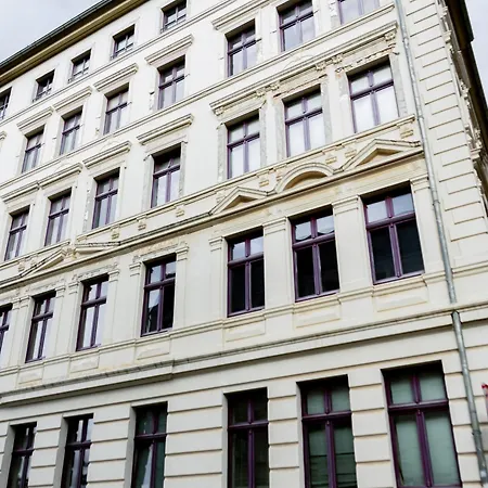 Moderne Eg-wohnung In Sudenburg Mit Parkplatz, Anbindung شقة *